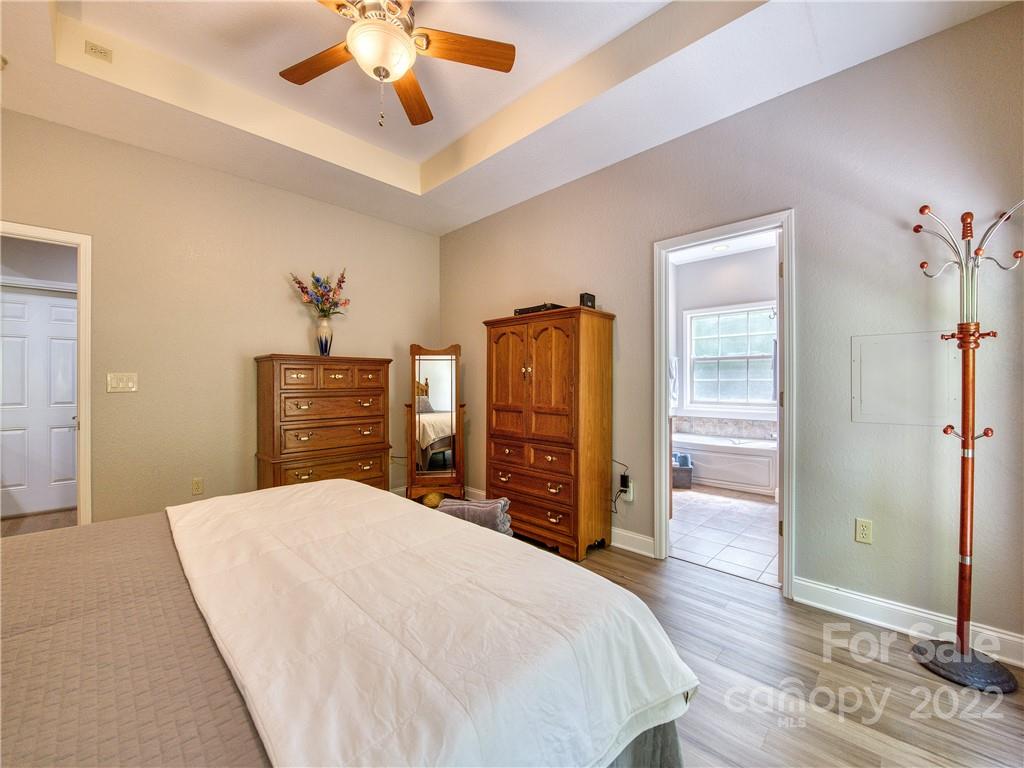 166 Amaroo Ridge, Unit 5 6 Sylva, NC 28779 - Photo 15 of 30 Gallery Image 15