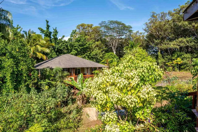 $2,795,000 | 810 Upper Ulumalu Road, Haiku, HI 96708