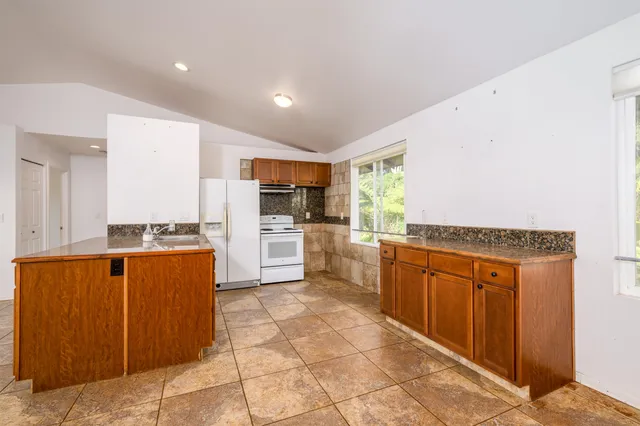 $2,795,000 | 810 Upper Ulumalu Road, Haiku, HI 96708