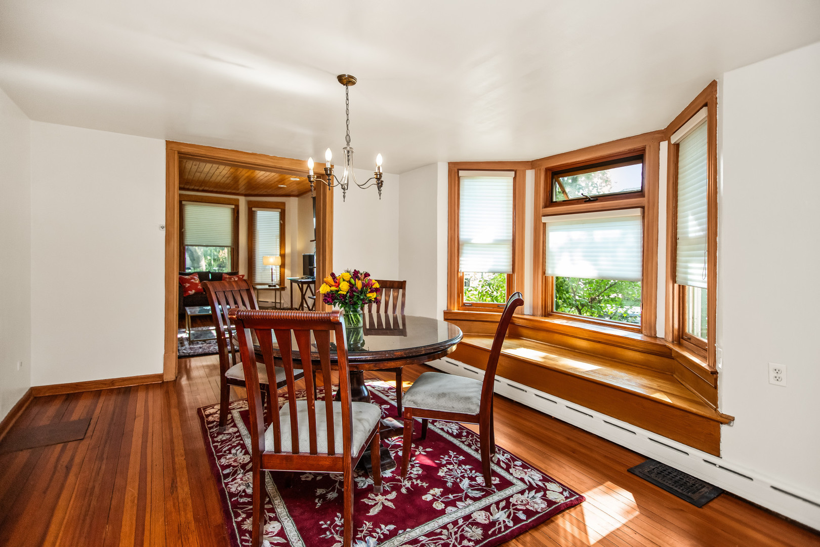 4634 North Kennicott Avenue, Unit 1 Chicago, IL 60630 - Photo 5 of 11