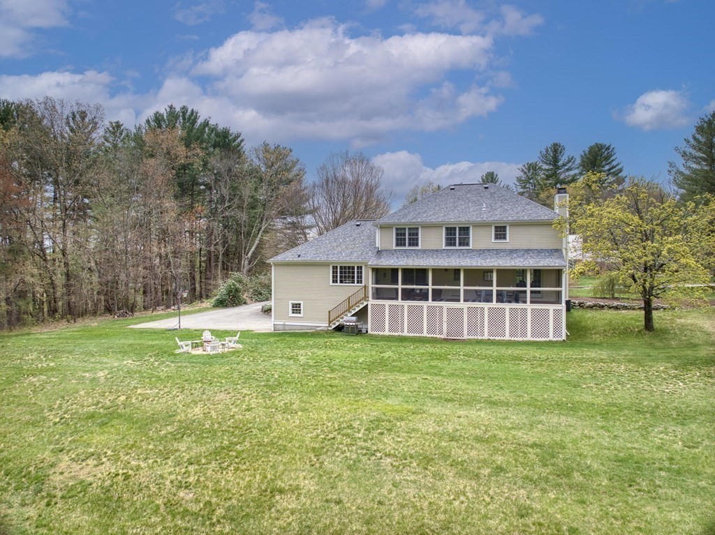 213 Silver Hill Road Concord, MA 01742 - Photo 4 of 40 Gallery Image 4