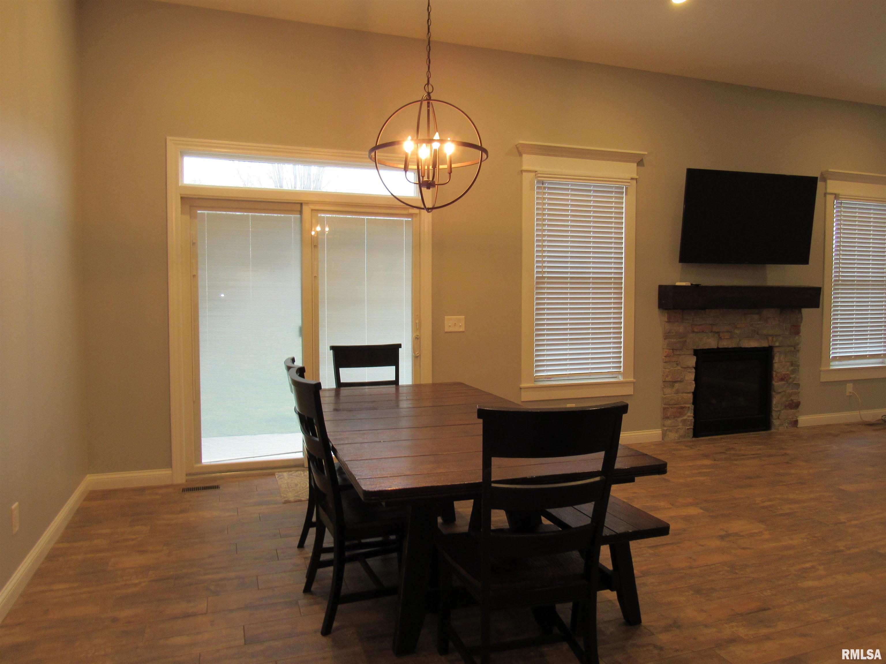 1659 Celtic Court Davenport, IA 52807 - Photo 12 of 57