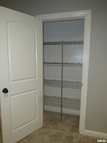 $3,500 | 1659 Celtic Court, Davenport, IA 52807