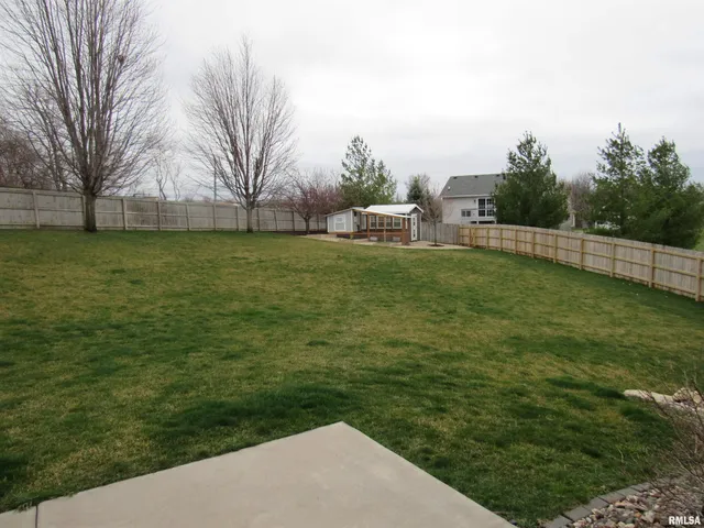 $3,500 | 1659 Celtic Court, Davenport, IA 52807