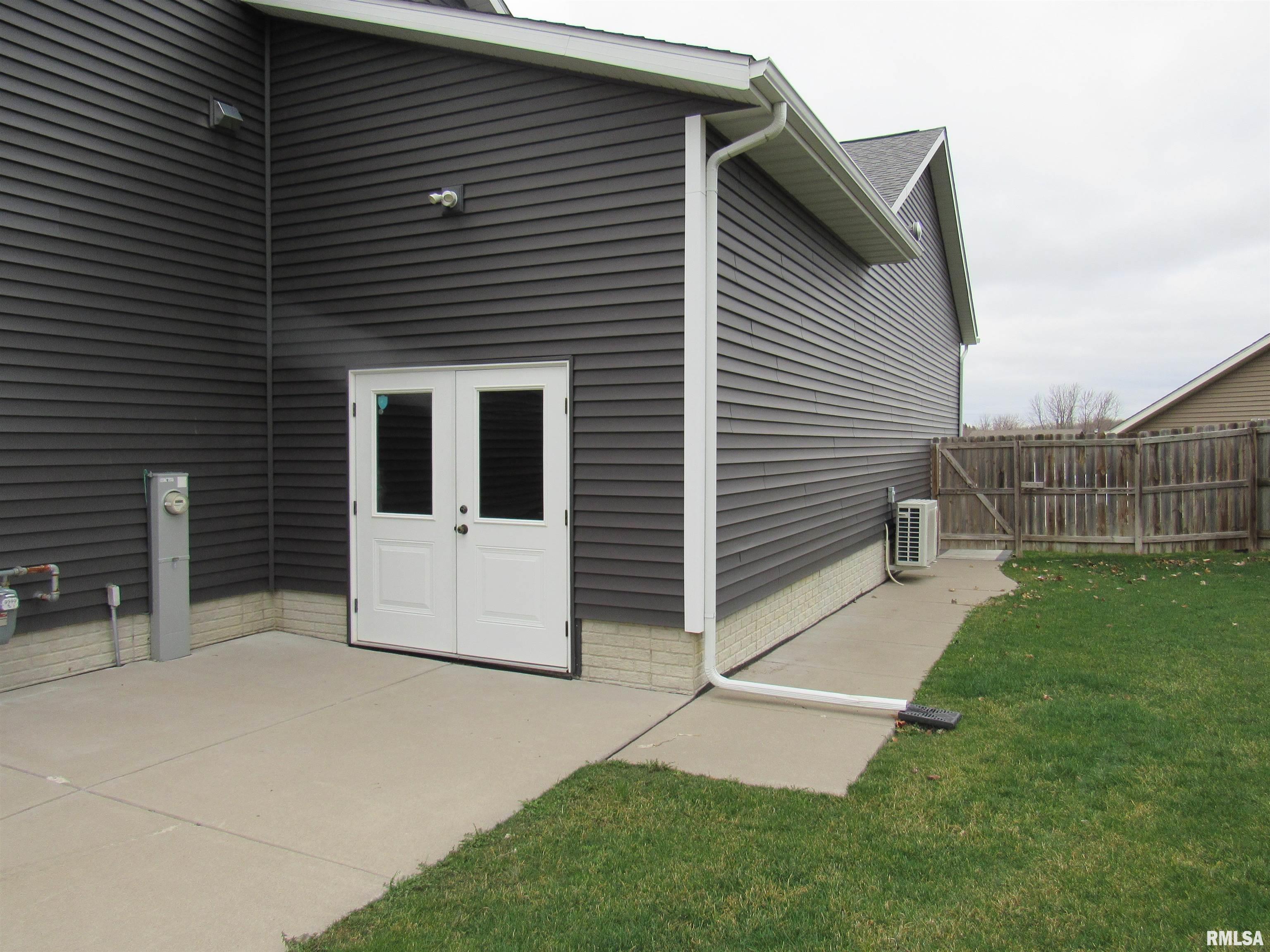 1659 Celtic Court Davenport, IA 52807 - Photo 57 of 57