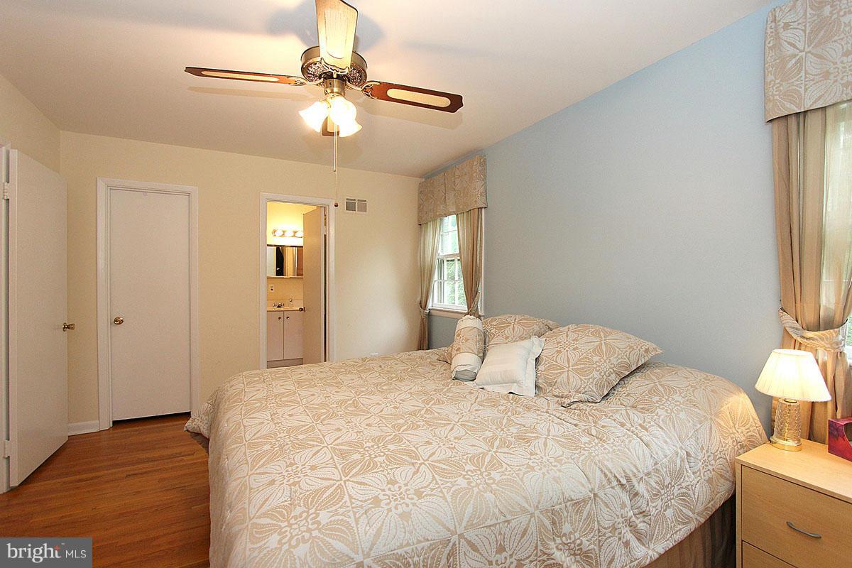 2713 Weller Road Silver Spring, MD 20906 - Photo 22 of 30 Bedroom (Master)