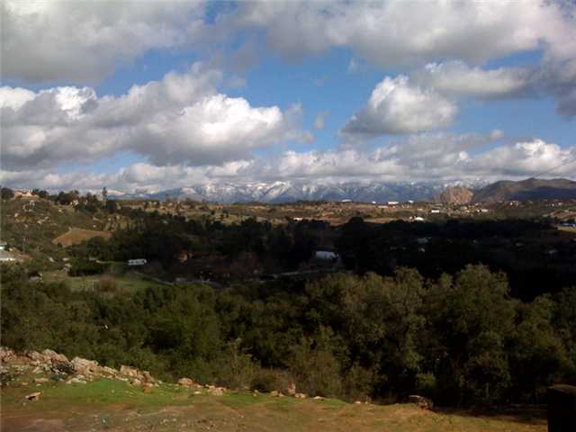 15511 Woods Valley Road Valley Center, CA 92082 - Photo 4 of 16 Gallery Image 4