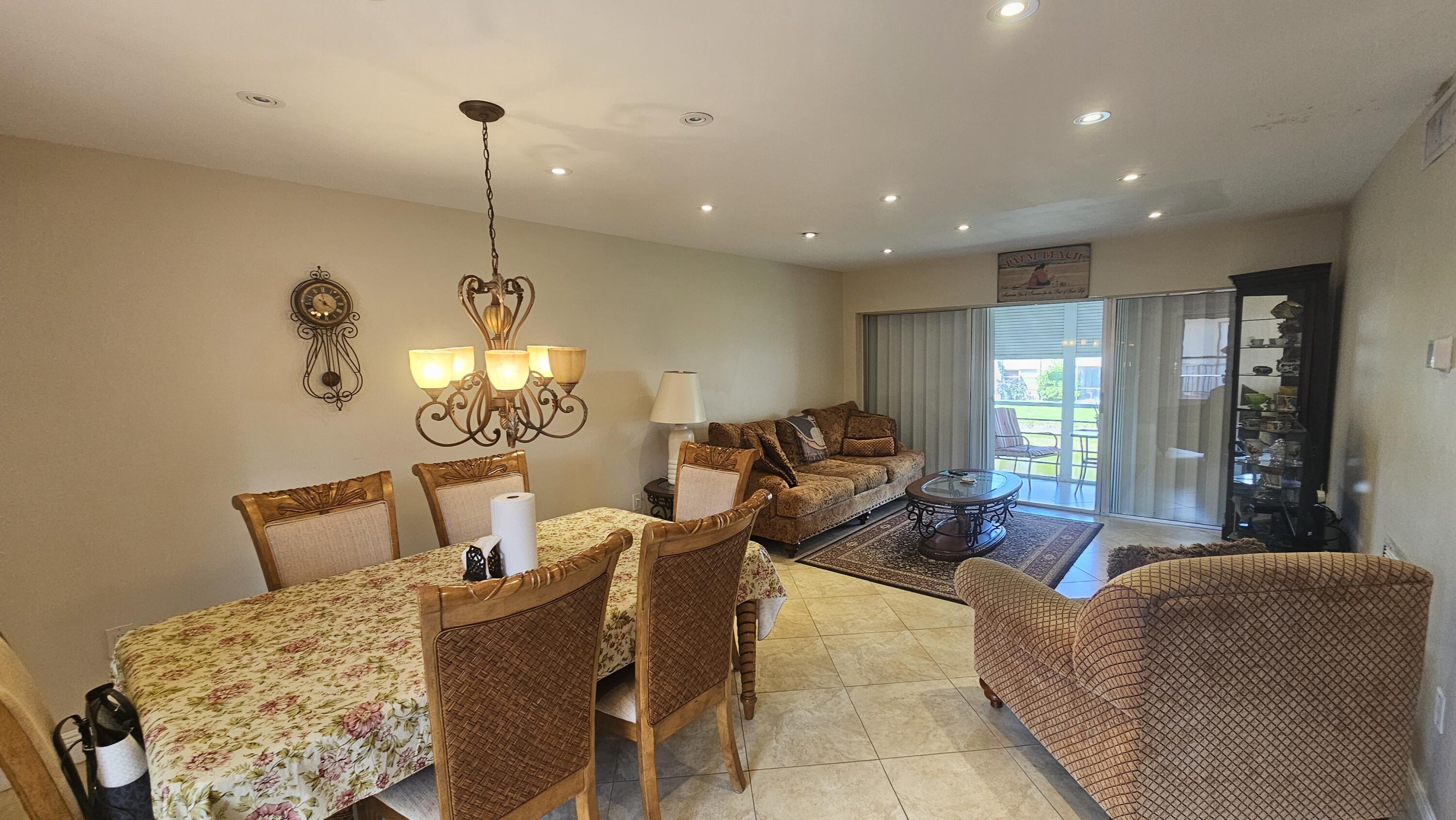 504 Davis Road, Unit 96 Palm Springs, FL 33461 - Photo 10 of 42 Living Areas