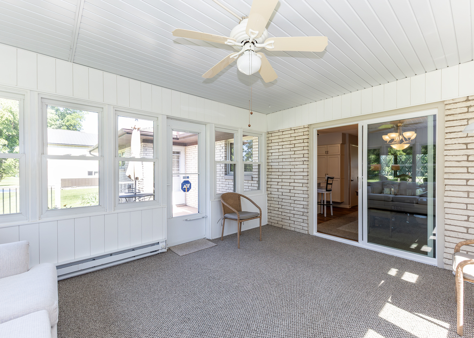 17028 Hubbard Road East Moline, IL 61244 - Photo 15 of 37