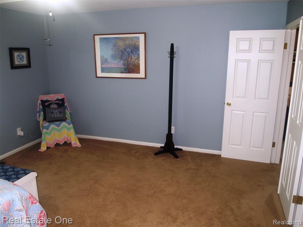 824 Ridgeside Drive, Unit 37 Milford, MI 48381 - Photo 15 of 37