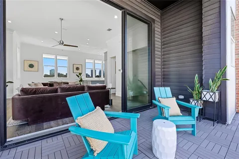 $724,900 | 217 Carroll Street, Fort Worth, TX 76107