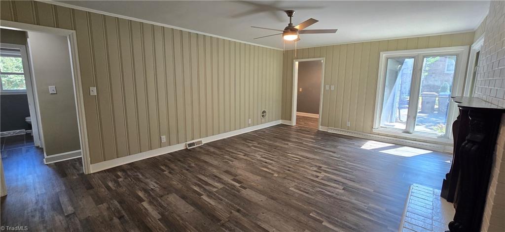 3406 Rolling Road High Point, NC 27265 - Photo 15 of 45