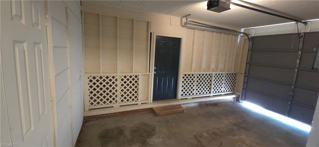 3406 Rolling Road High Point, NC 27265 - Photo 28 of 45