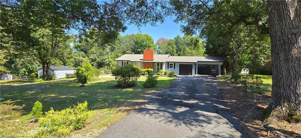 3406 Rolling Road High Point, NC 27265 - Photo 7 of 45