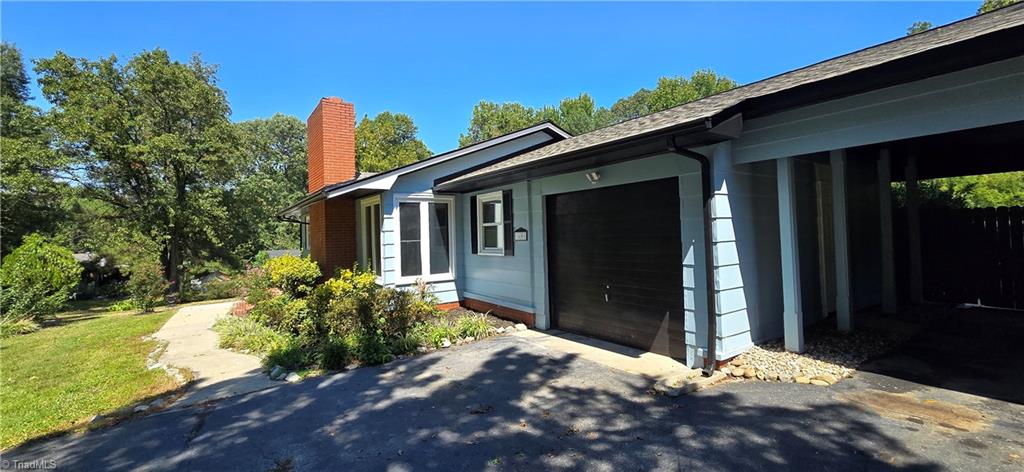 3406 Rolling Road High Point, NC 27265 - Photo 8 of 45