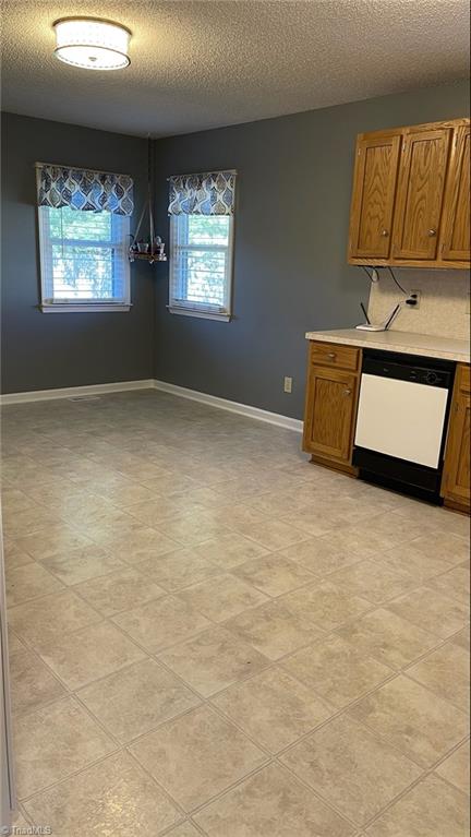 693 Ben Lee Road Thomasville, NC 27360 - Photo 16 of 25 Gallery Image 16