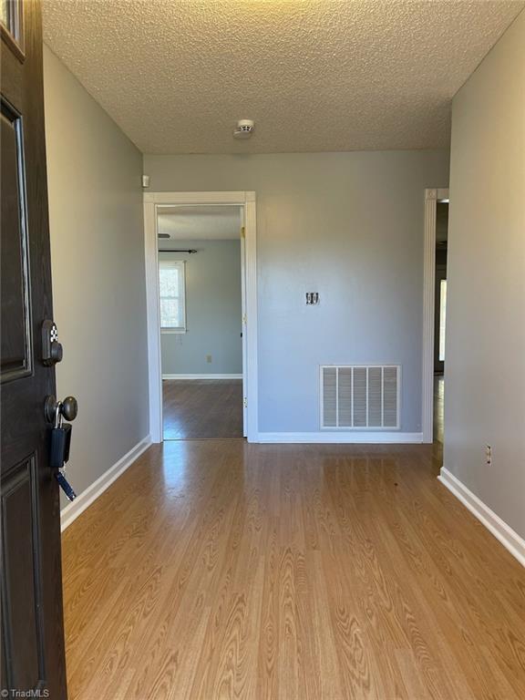 693 Ben Lee Road Thomasville, NC 27360 - Photo 4 of 25 Gallery Image 4