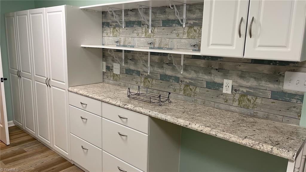 693 Ben Lee Road Thomasville, NC 27360 - Photo 6 of 25 Gallery Image 6