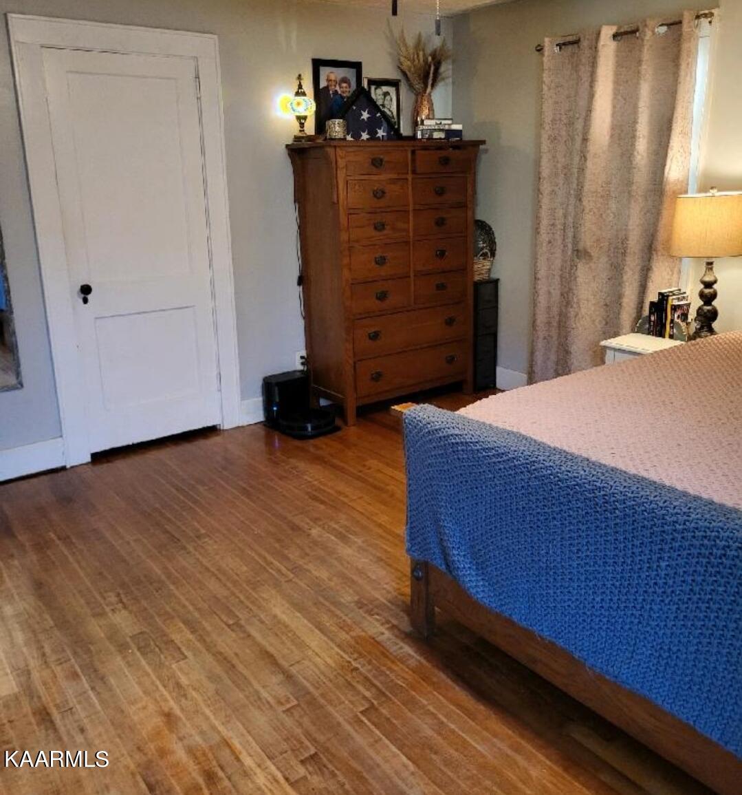726 Sulphur Springs Road Clinton, TN 37716 - Photo 14 of 22 Bedroom