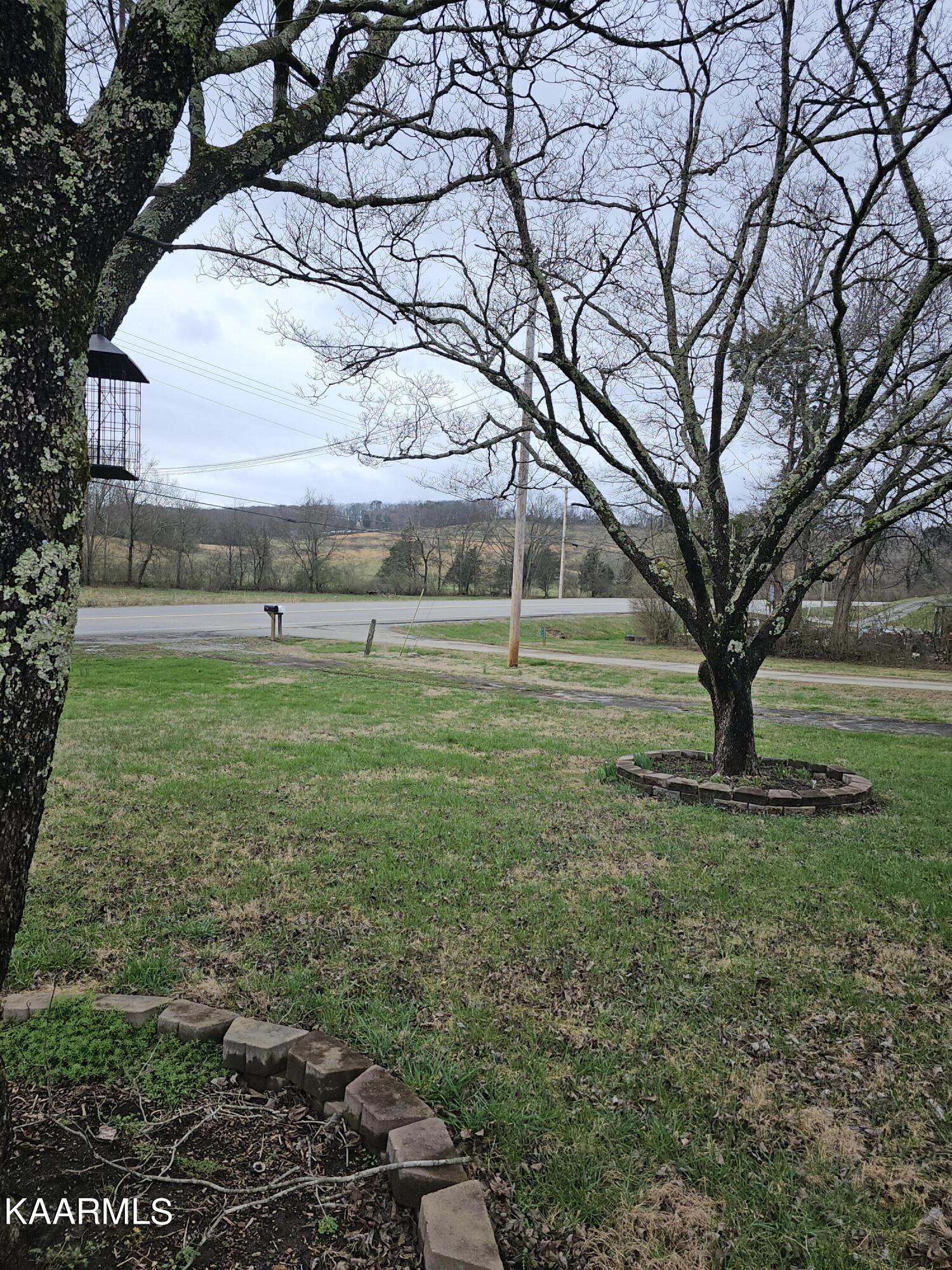 726 Sulphur Springs Road Clinton, TN 37716 - Photo 21 of 22 20230226_155659