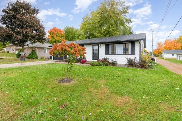 $275,000 | 206 2nd Street Southeast, New Prague, MN 56071