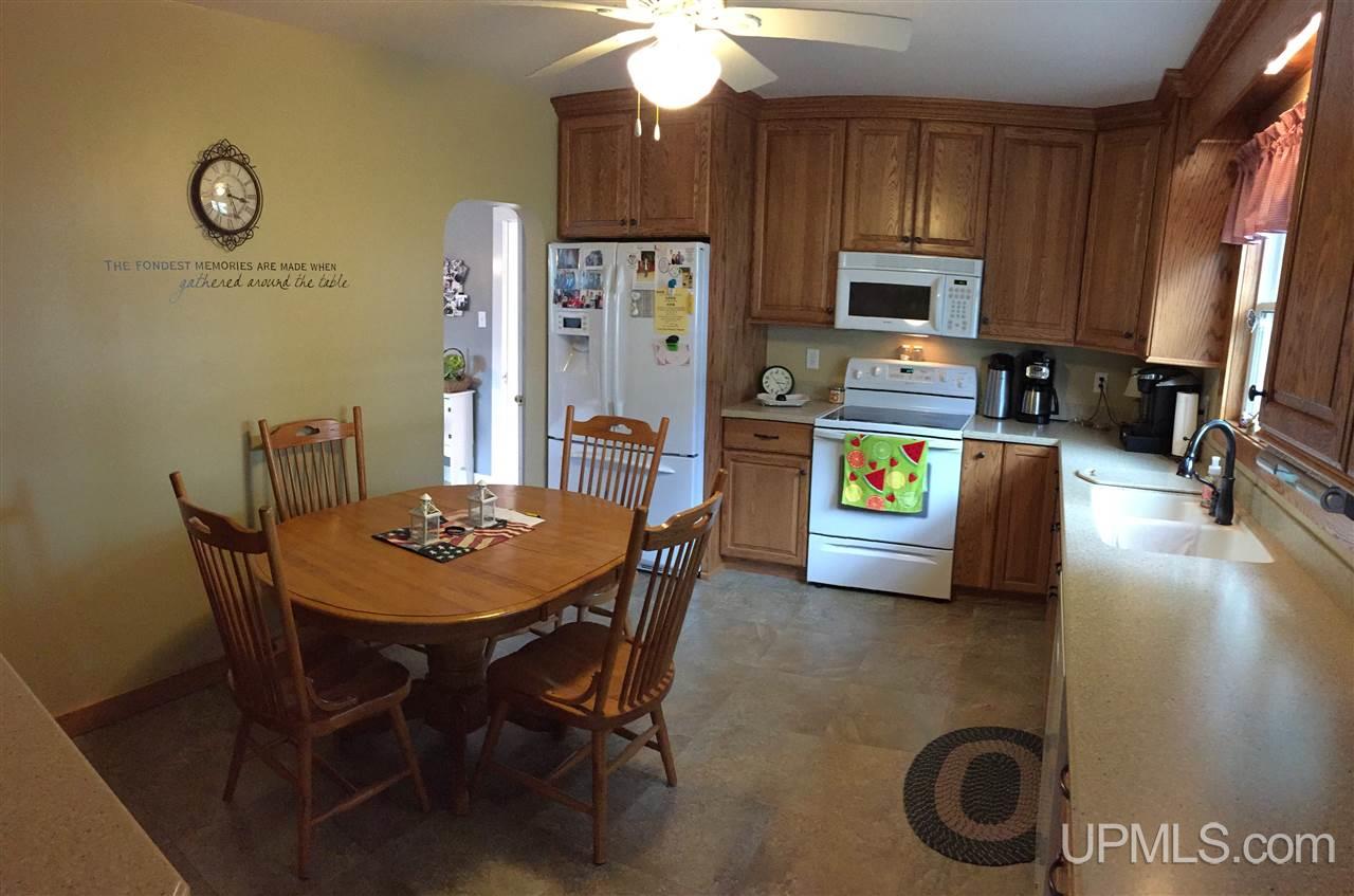 754 Maurice Street Ishpeming, MI 49849 - Photo 4 of 29 Gallery Image 4