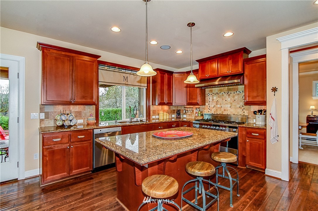 3815 209th Street Southeast Bothell, WA 98021 - Photo 7 of 25