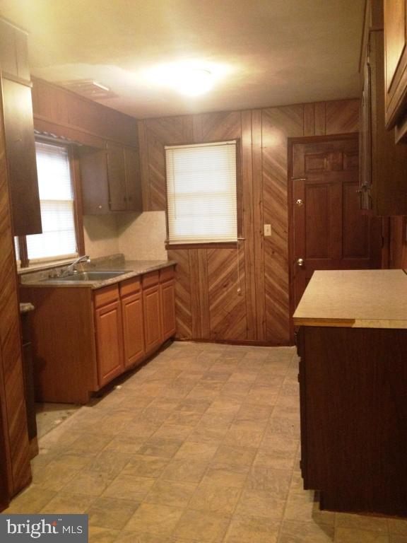 1045 Welsh Road Morgantown, PA 19543 - Photo 6 of 19 Gallery Image 6