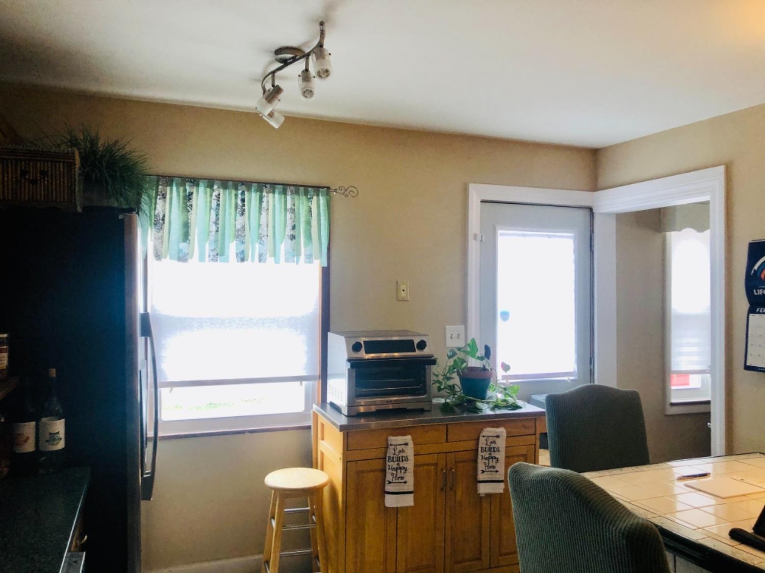 524 Roebling Road Cincinnati, OH 45238 - Photo 10 of 43