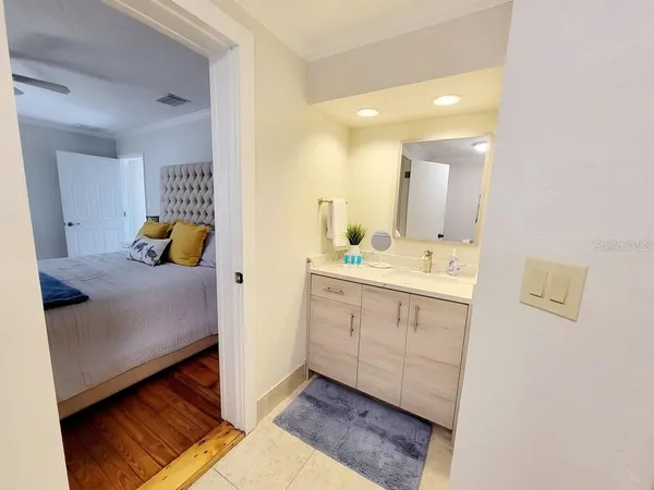 $3,100 | 1817 Ivanhoe Street, Unit A&B, Sarasota, FL 34231