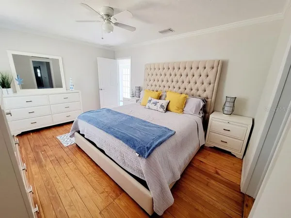 $3,100 | 1817 Ivanhoe Street, Unit A&B, Sarasota, FL 34231