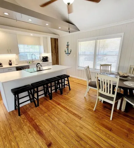 $3,100 | 1817 Ivanhoe Street, Unit A&B, Sarasota, FL 34231