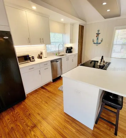 $3,100 | 1817 Ivanhoe Street, Unit A&B, Sarasota, FL 34231