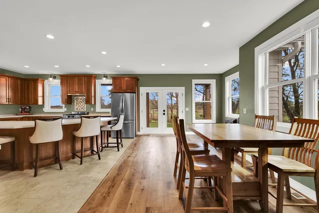 $849,900 | N4550 County Rd DJ, Juneau, WI 53039