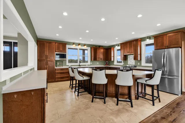 $849,900 | N4550 County Rd DJ, Juneau, WI 53039