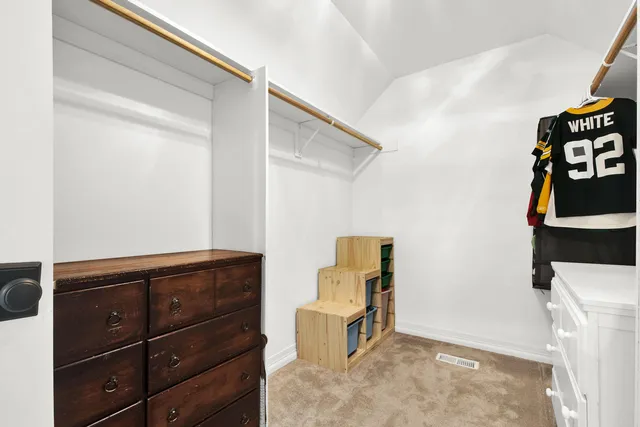 $849,900 | N4550 County Rd DJ, Juneau, WI 53039