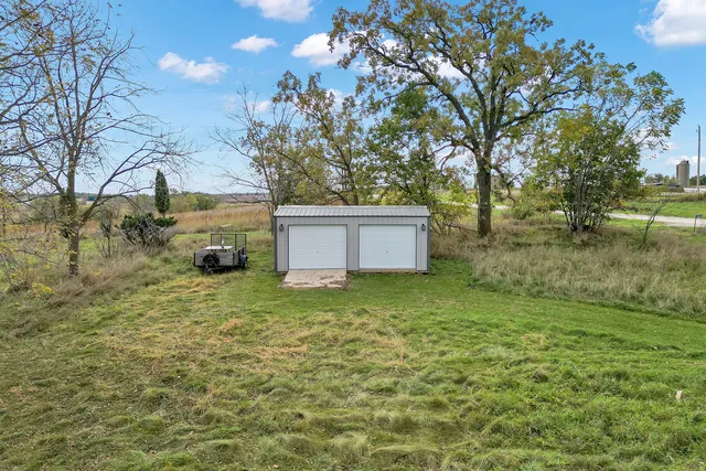 $849,900 | N4550 County Rd DJ, Juneau, WI 53039