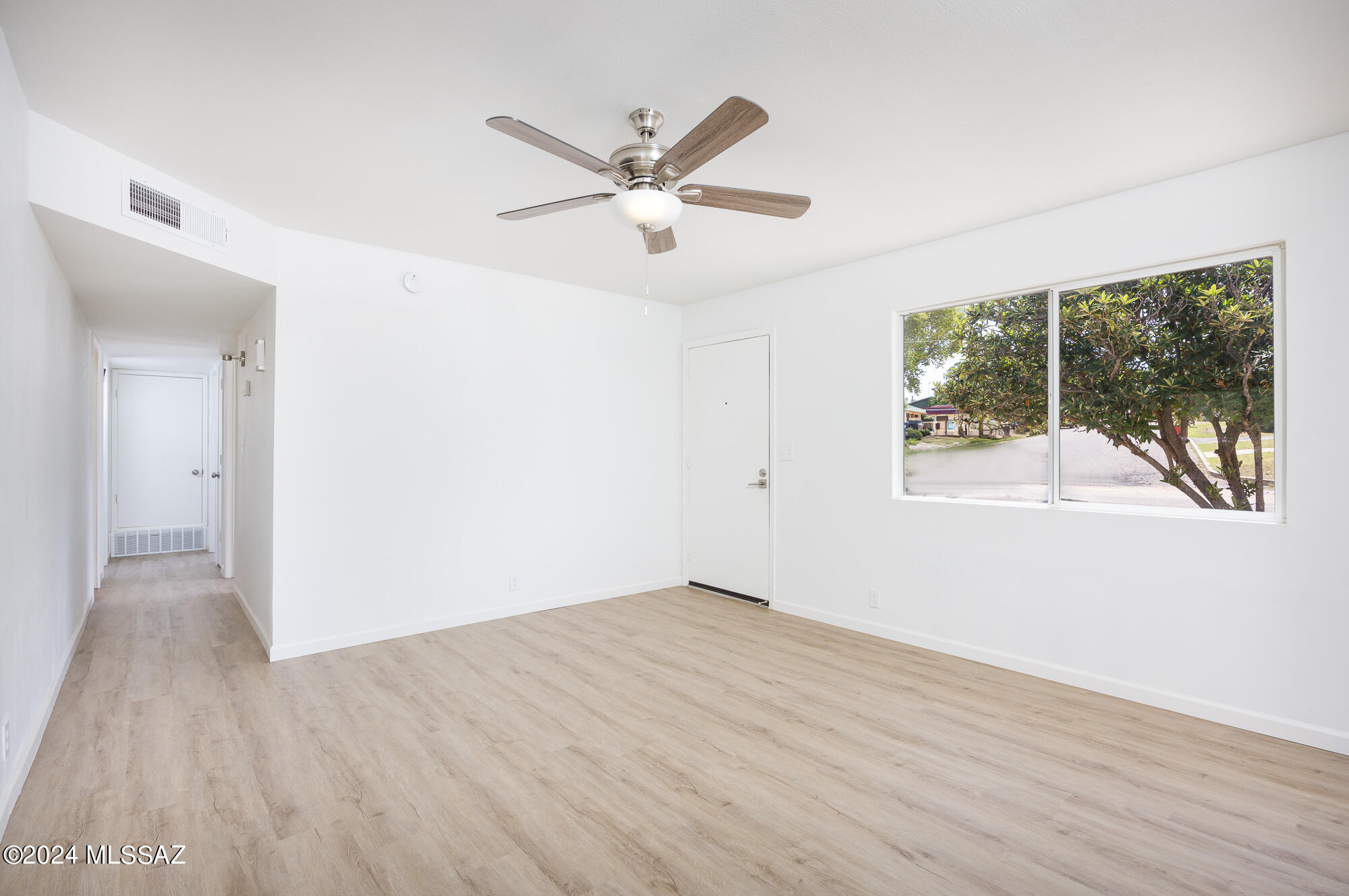 660 High Street Benson, AZ 85602 - Photo 7 of 24