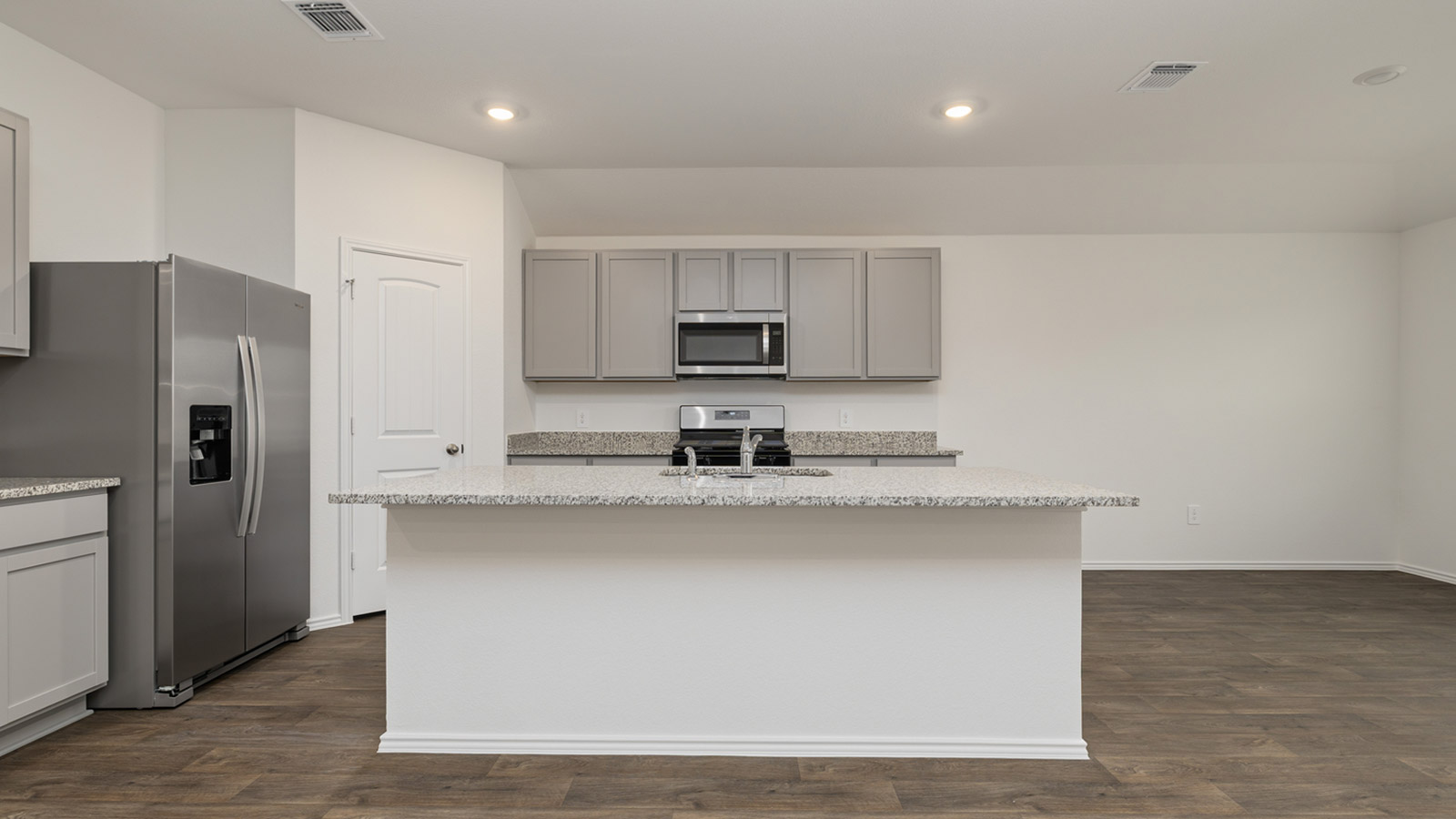 663 Ebbsfleet Drive Kyle, TX 78640 - Photo 9 of 39