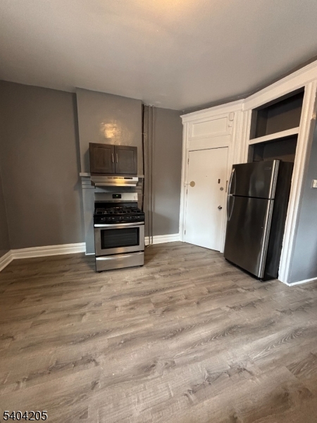 108 Pine Street, Unit 1 Montclair, NJ 07042 - Photo 4 of 9 a view of a livingroom with a furniture