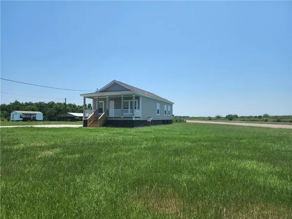 $147,900 | 119 West Gulf Drive, Buras, LA 70041