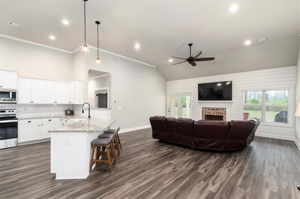 2094 Pleasant Valley Road Monroe, GA 30655 - Photo 12 of 40