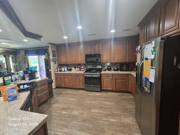 $125,000 | 36575 Highway 12, McCool, MS 39108