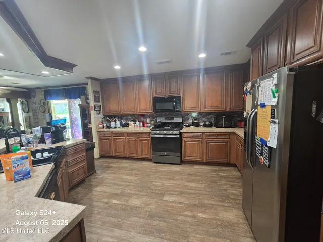 $125,000 | 36575 Highway 12, McCool, MS 39108