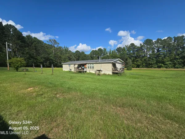 $125,000 | 36575 Highway 12, McCool, MS 39108