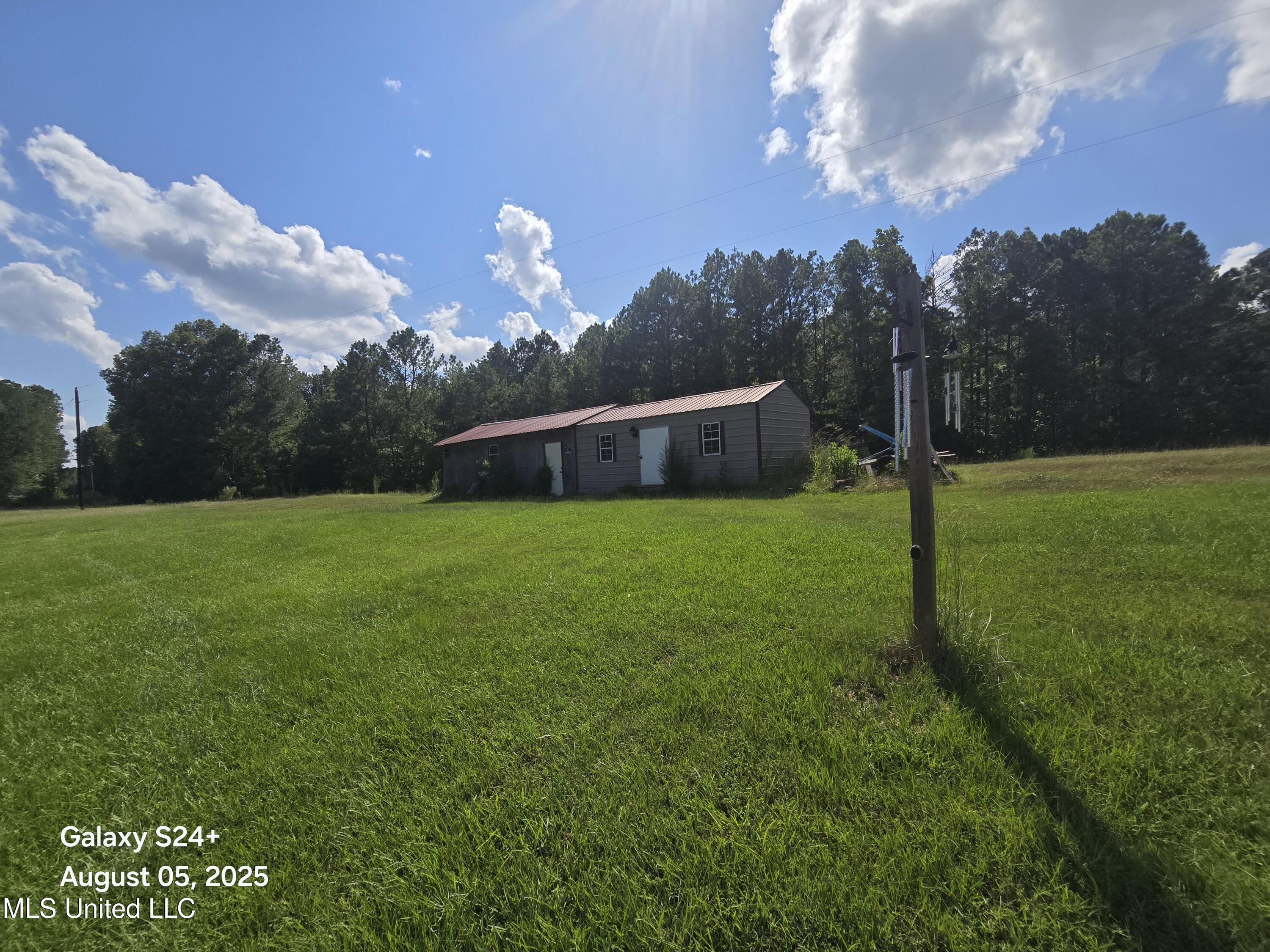 36575 Highway 12 McCool, MS 39108 - Photo 7 of 31 20250805_155446