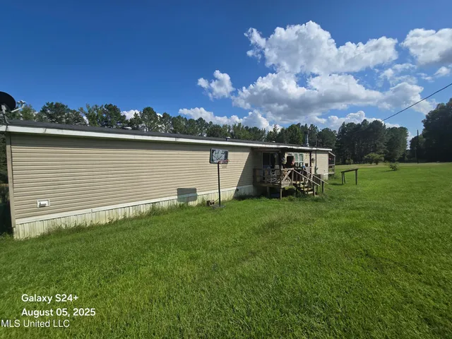 $125,000 | 36575 Highway 12, McCool, MS 39108