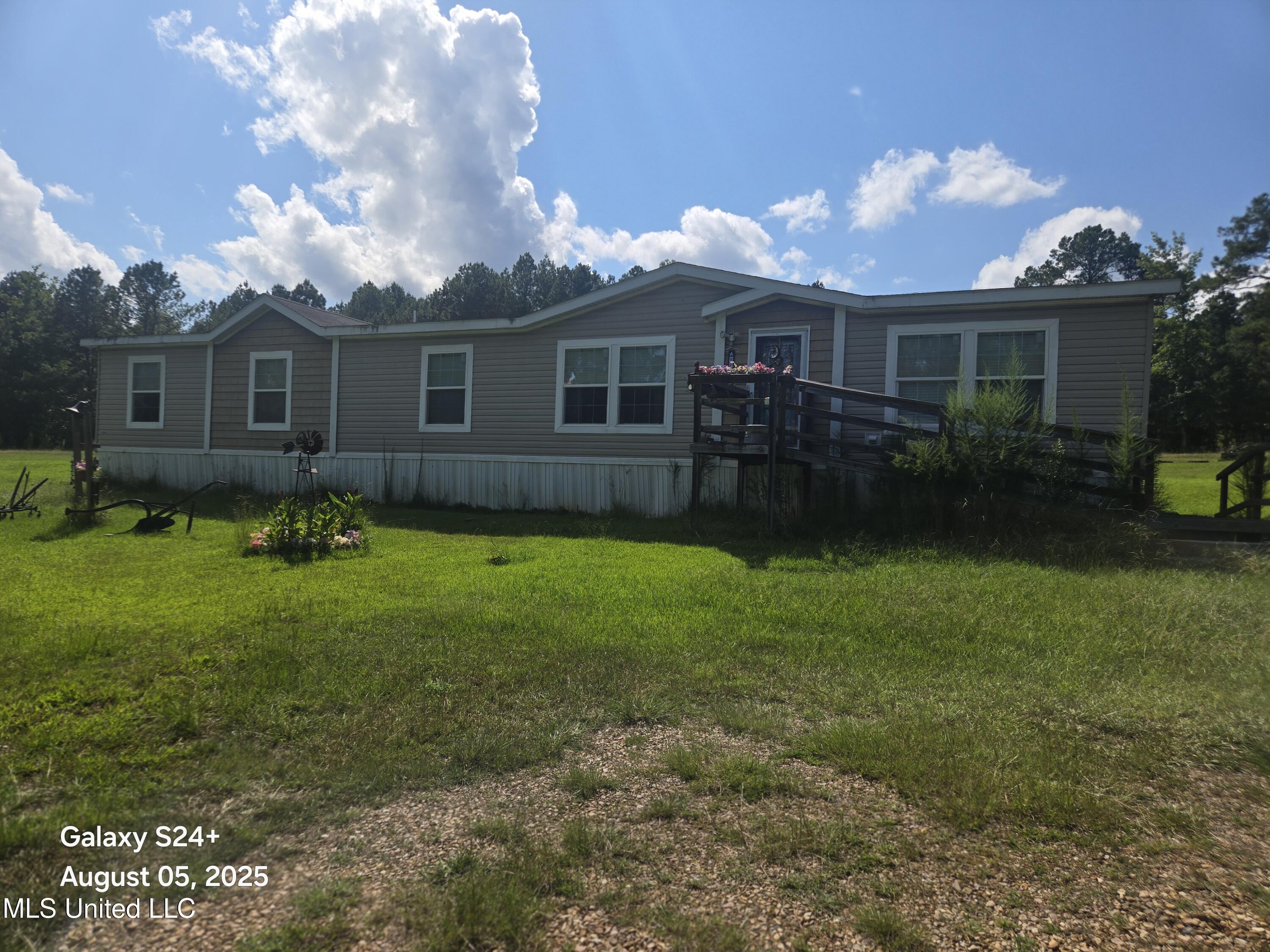 36575 Highway 12 McCool, MS 39108 - Photo 9 of 31 20250805_154652