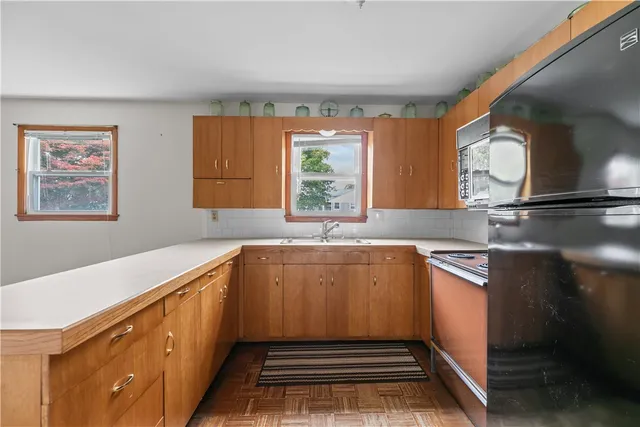 $448,000 | 75 Montgomery Street, Tiverton, RI 02878