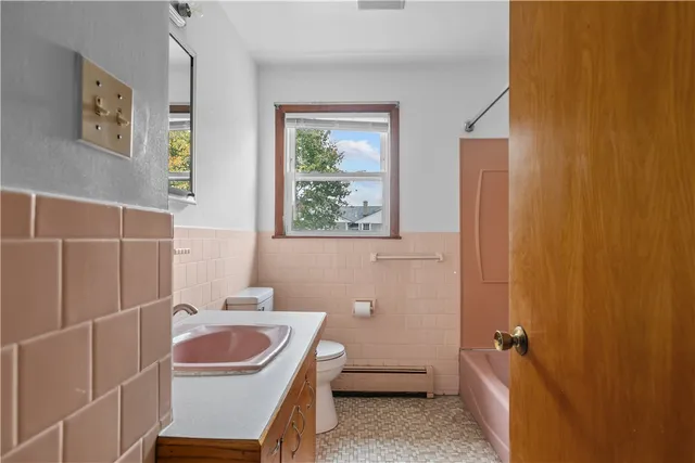 $448,000 | 75 Montgomery Street, Tiverton, RI 02878